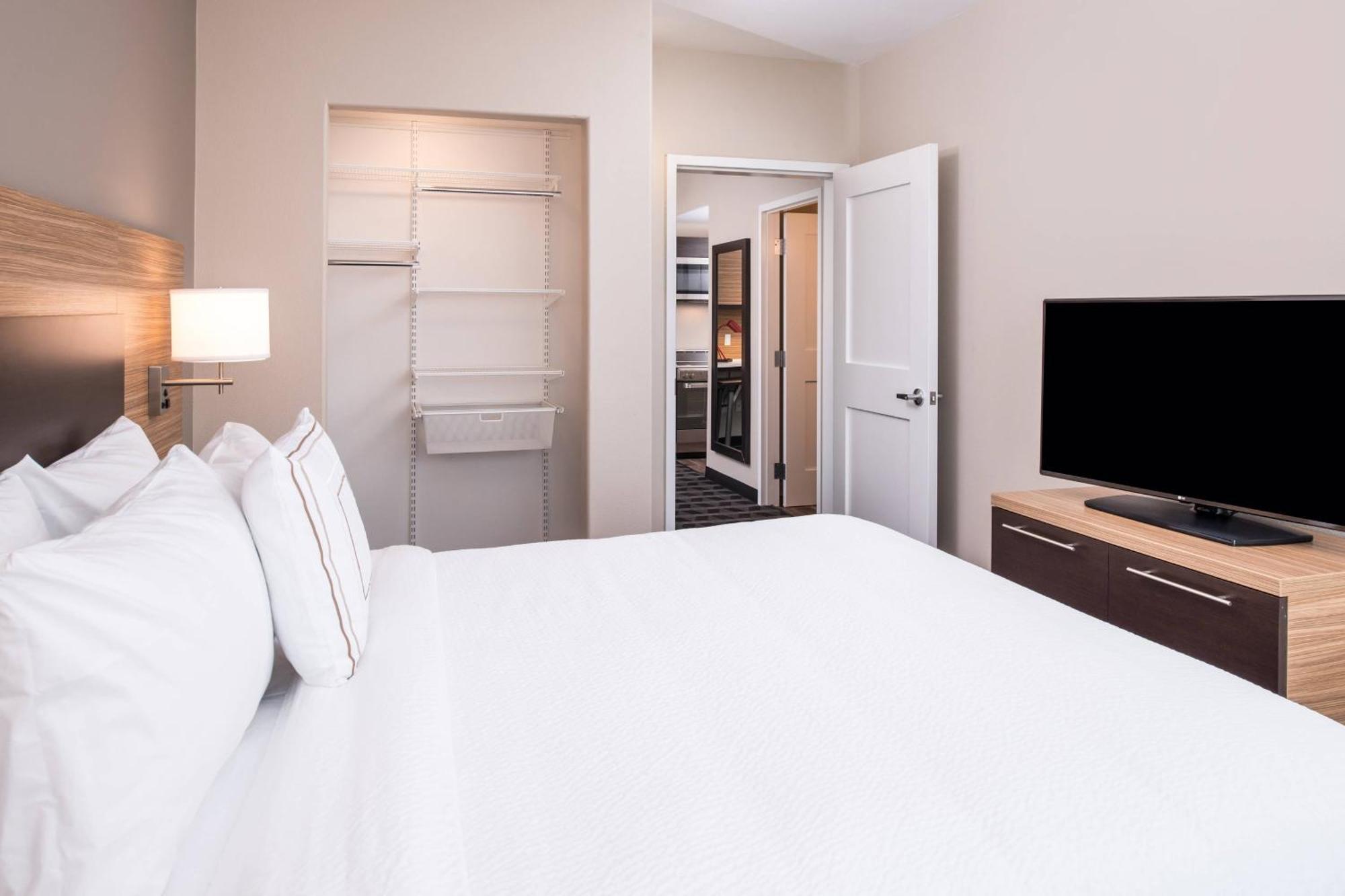Towneplace Suites By Marriott Мерсед Екстер'єр фото